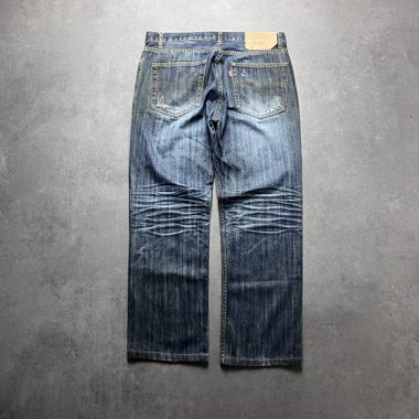 Vintage Levi’s Straight / Bootcut Jeans W32