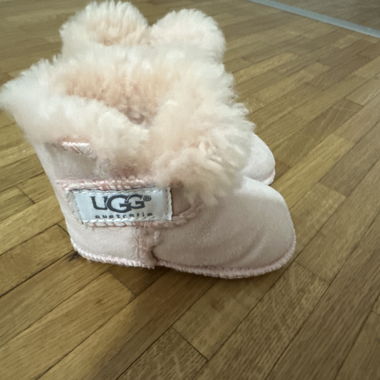Rosa UGG-Boots für Babys