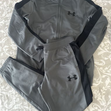 Survêtement Under Armour gris
