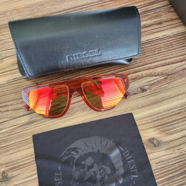 Occhiali da sole Diesel – come nuovi