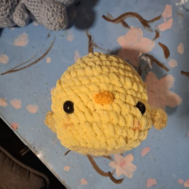 Peluche poussin crochetée maison  jaune