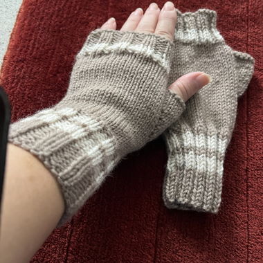 Handarbeit Damen Handschuhe neu