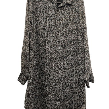 Kurzes Blumenkleid