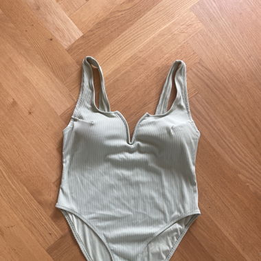 Swimsuit (or body) mint green, ribbed 
