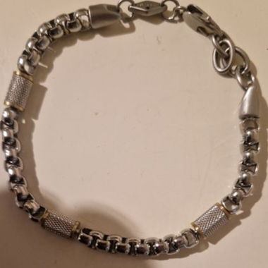 Bracelet