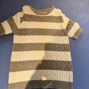 Gestreifter Strickpullover