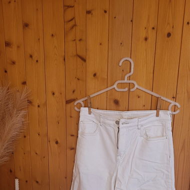 Weisse Frühlingshose