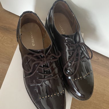 Scarpe stringate in vernice Anna Field