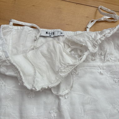 White tank top/flower pattern