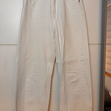 Jeans bianchi larghi, taglia 38