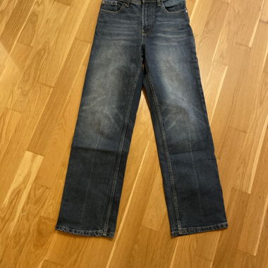 Dunkle Jeans