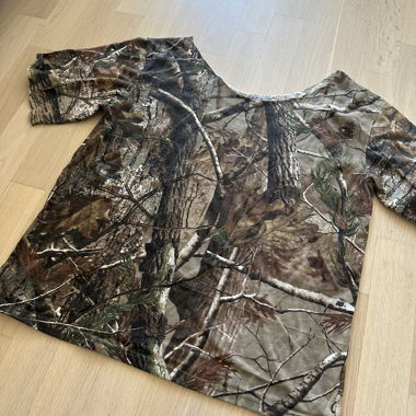 Off Shoulder Realtree T-Shirt