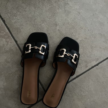Sandalen schwarz Gr. 39
