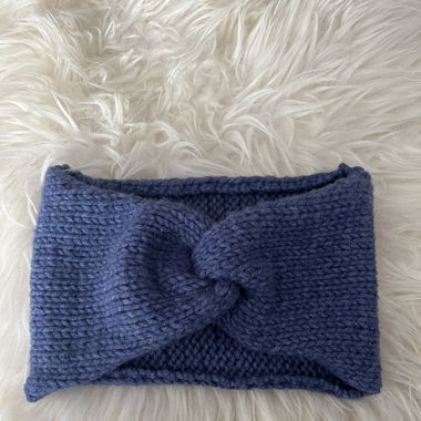 Breites Stirnband selbst gestrickt 