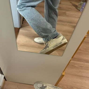 Golden Goose