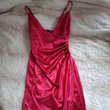 Abito in raso fucsia/rosso