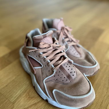 Nike Wmns Air Huarache Run Premium