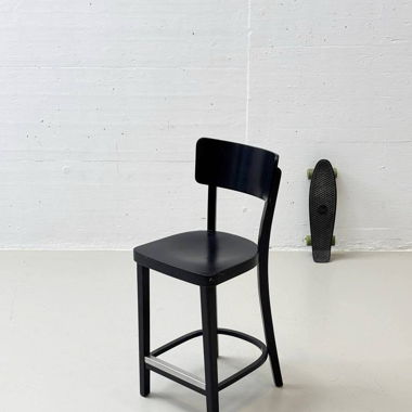 6x Zeitlose Barhocker in schwarz 