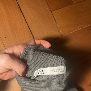 Zara Pullover grau