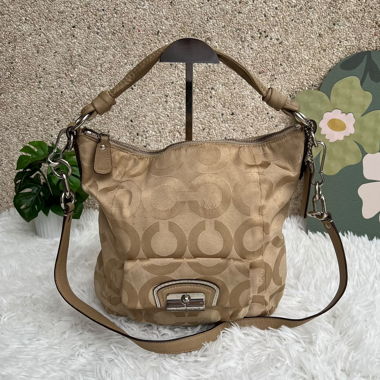 Coach Schultertasche, medium size