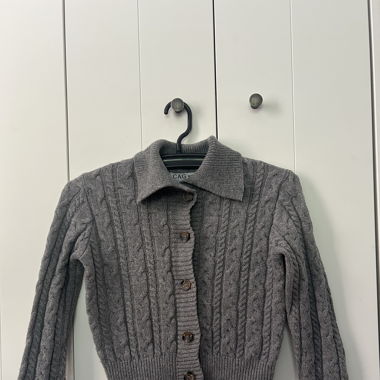 Grey cardigan 