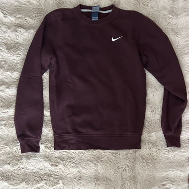 Pull bordeaux 