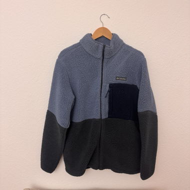 Flauschiger Zip Hoodie