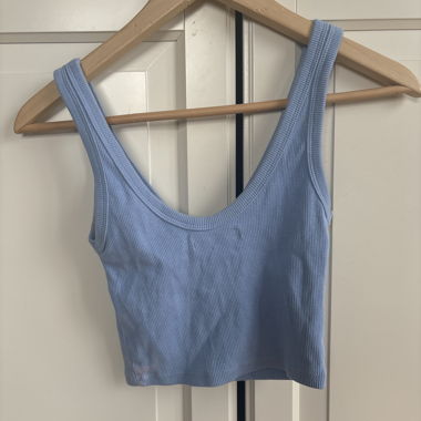 Blue crop top