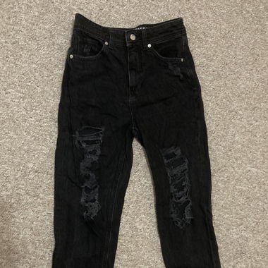 black grunge mom jeans