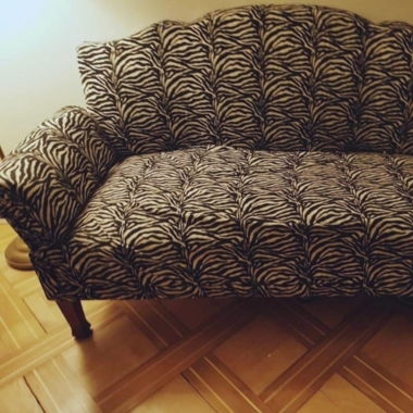 Antikes Zebrasofa Unikat