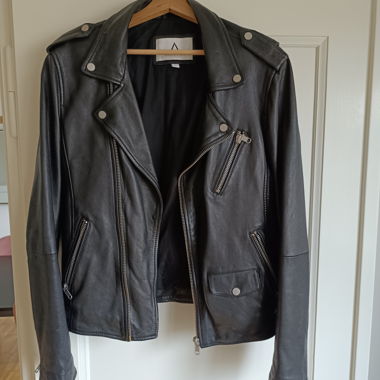 Lederjacke schwarz