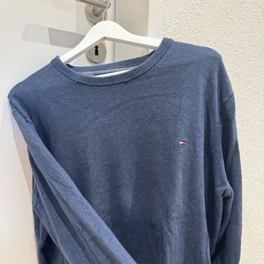 Tommy Hilfiger sweater