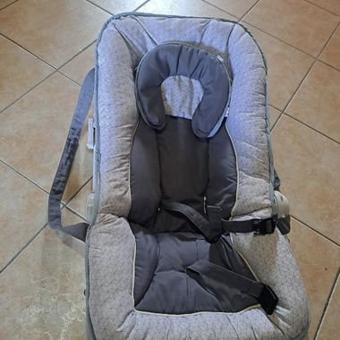 Baby-Babyliege