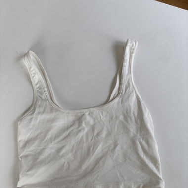 Top BERSHKA
