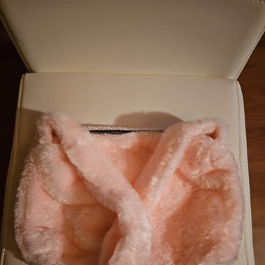 Pink bag with zipper