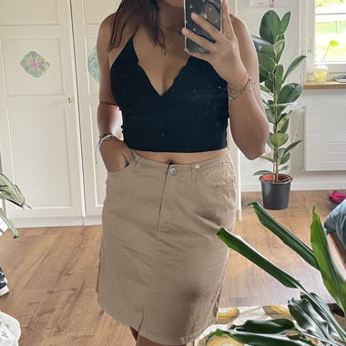 Brown skirt🤎