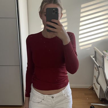 T-shirt rouge Zara à manches longues M