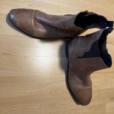 Bottines en cuir marron
