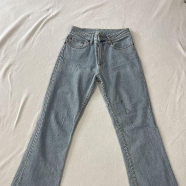 flared jeans