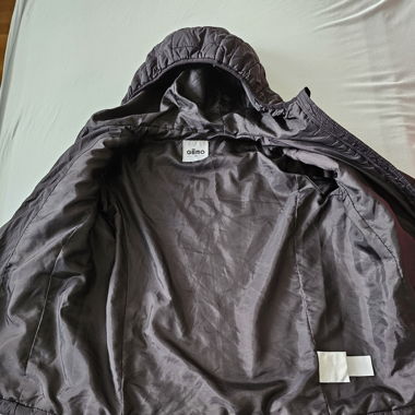Veste noire pour 14 ans