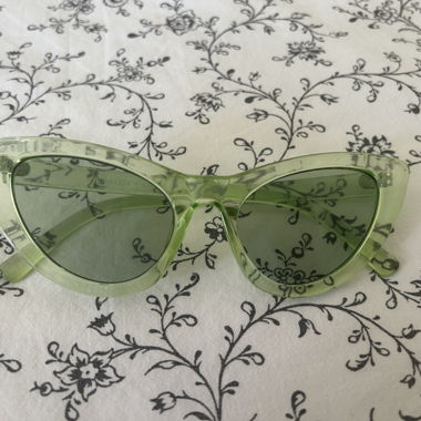 LUNETTES DE SOLEIL