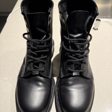 Dr. Martens Stiefel