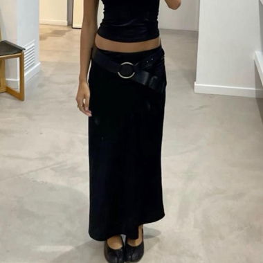 Black skirt