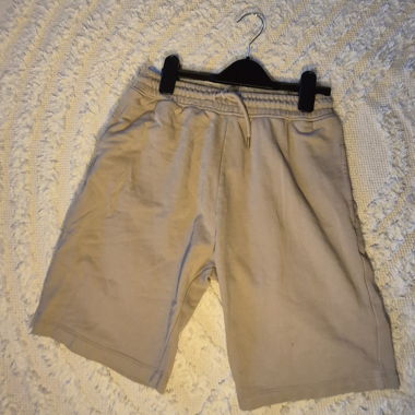 Pantaloncini casual corti
