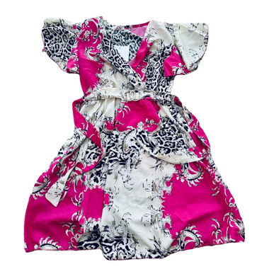 Eye-catching dress with animal print & belt