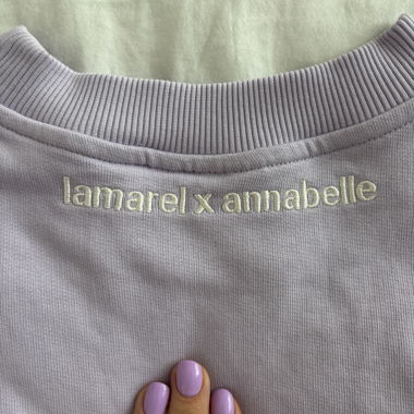 Lamarel x Annabelle Sweatshirt Lila