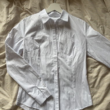 Blusa bianca sagomata, taglia XS
