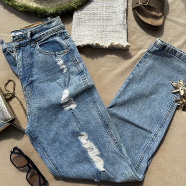 Straight Cut Jeans