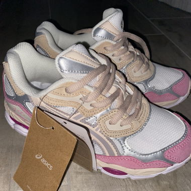 Asics Gel-NYC Cream Pink