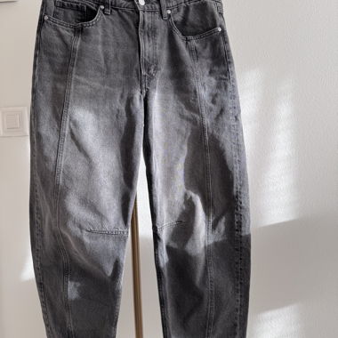 Barrel Jeans 